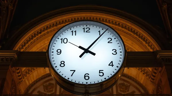 Merkezi Saat Sistemleri